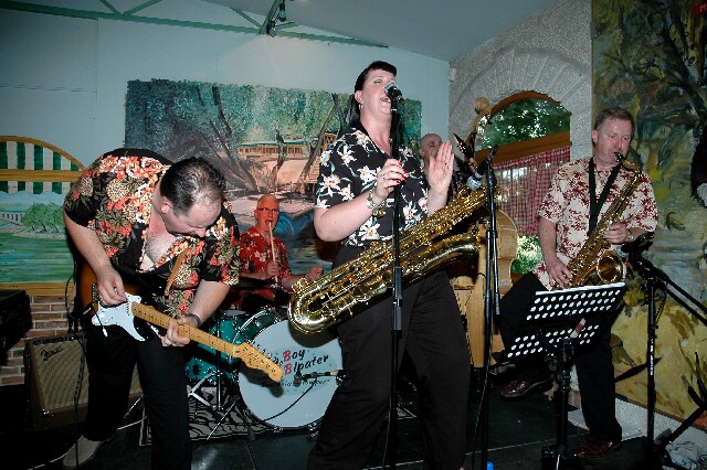 min 2006 06 11 guinguette mp 202